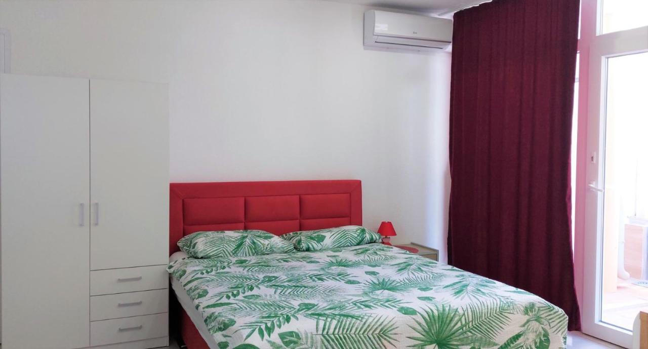 Amore House With Apartment Umago Exterior foto